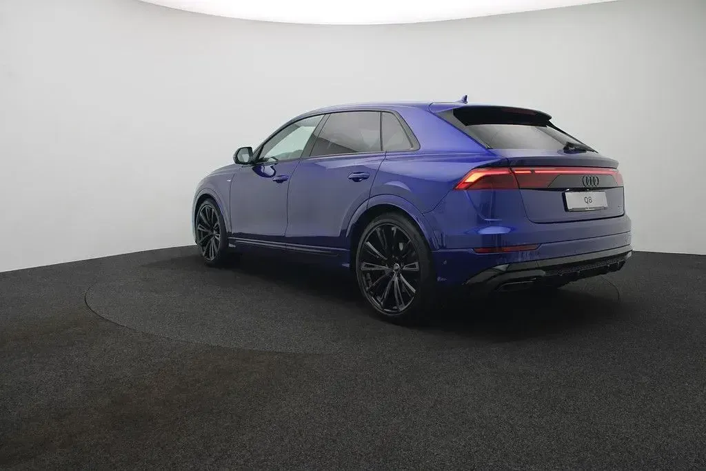 Neu Audi Q8 Exclusive 286 PS (210 kW) 2026 Blau SUV