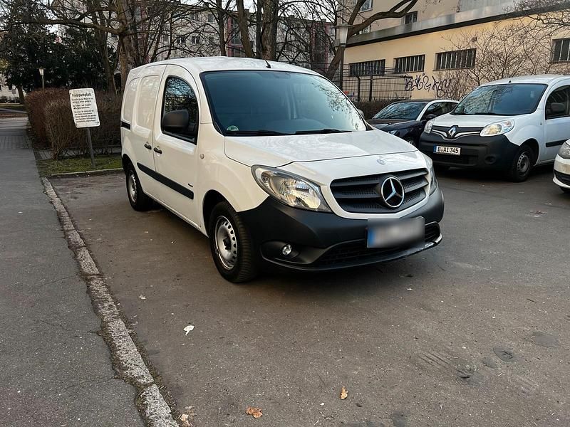 Gebraucht Mercedes Citan 111 110 PS (80 kW) 2015 Weiß Limousine