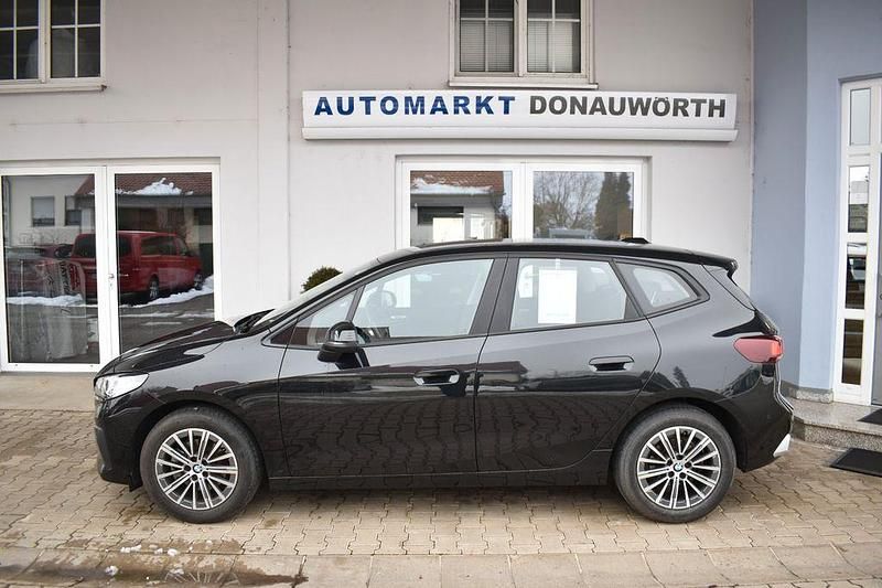 Gebraucht BMW 218 Active Tourer Performance 136 PS (100 kW) 2022 Schwarz Van / Kleinbus