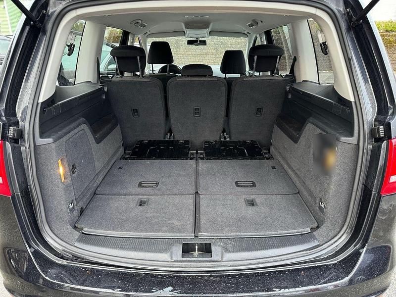 Gebraucht VW Sharan 140 PS (102 kW) 2011 Schwarz Van / Kleinbus