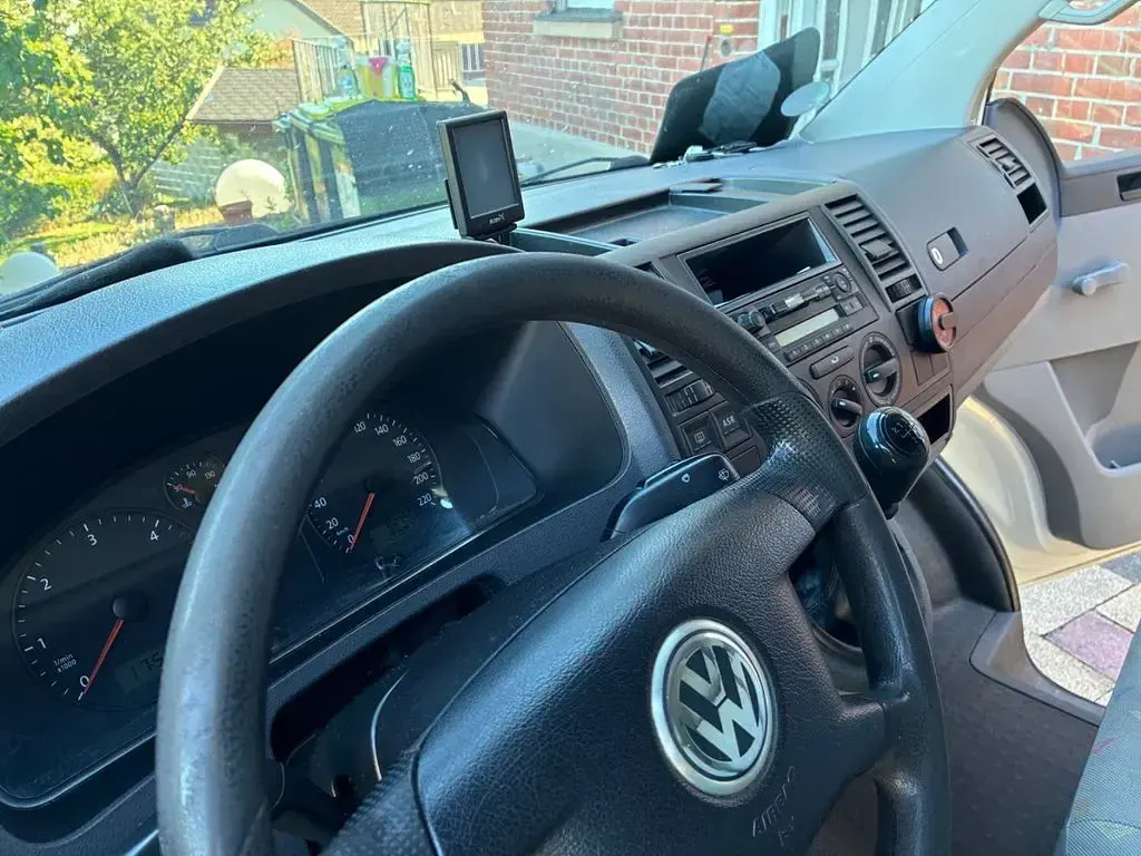 Gebraucht VW T5 105 PS (77 kW) 2015 Weiß Van