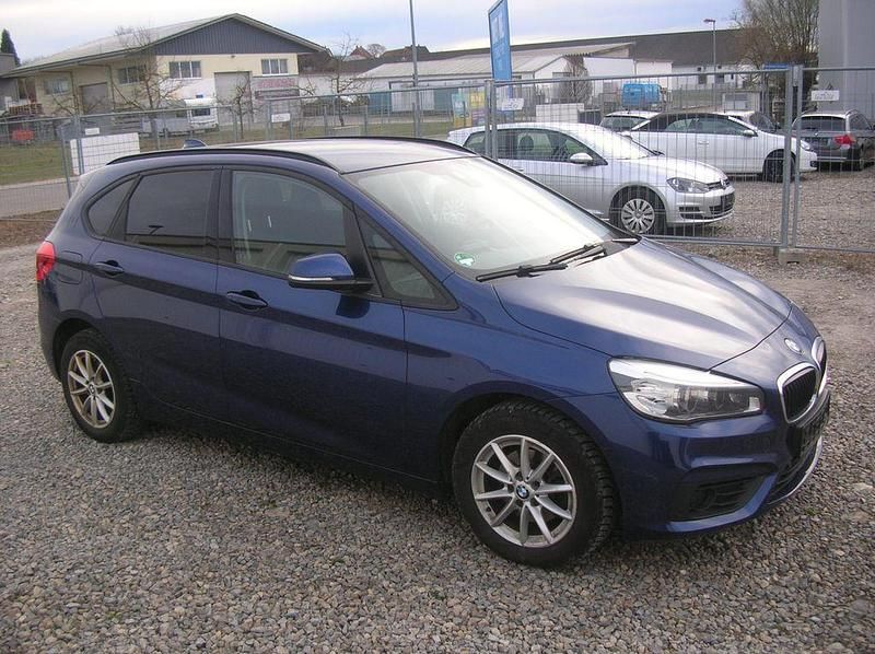Gebraucht BMW 216 116 PS (85 kW) 2015 Blau Limousine