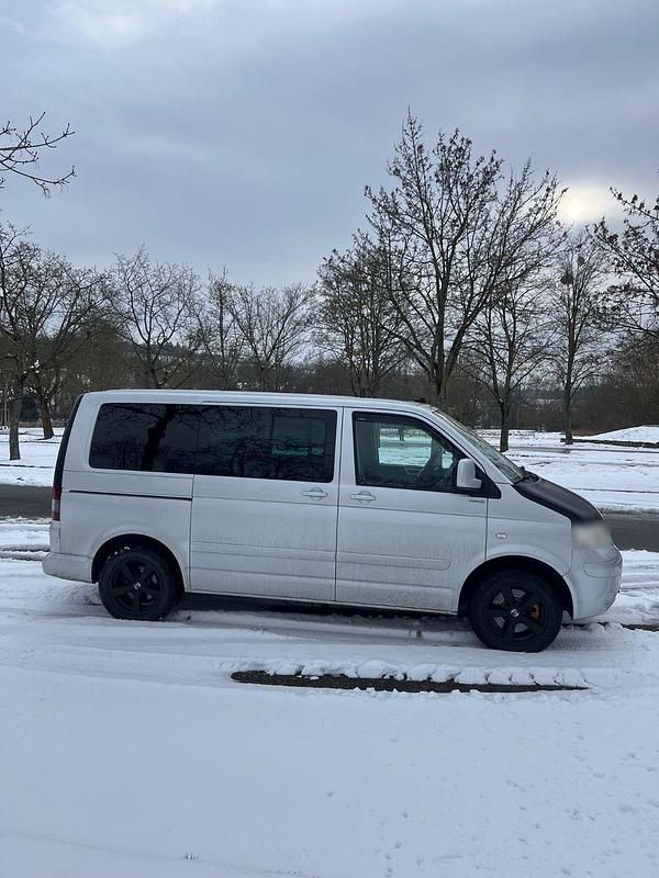 Gebraucht VW Multivan 174 PS (127 kW) 2007 Silber Van