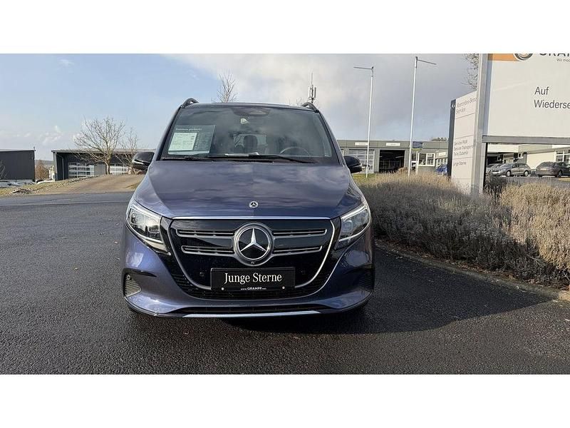 Gebraucht Mercedes EQV300 150 kW (204 PS) 2025 Sodalithblau Van / Kleinbus