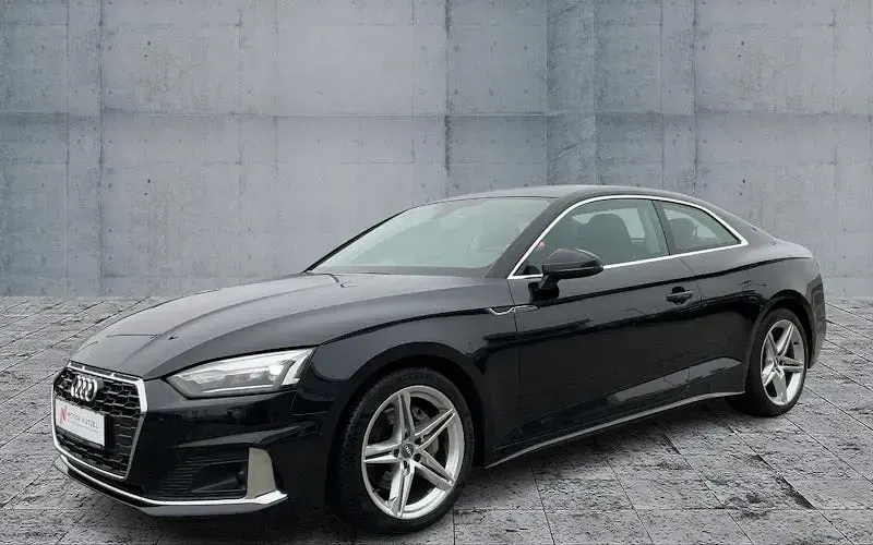 Gebraucht Audi A5 Advanced 190 PS (139 kW) 2020 Mythosschwarz metallic Coupé