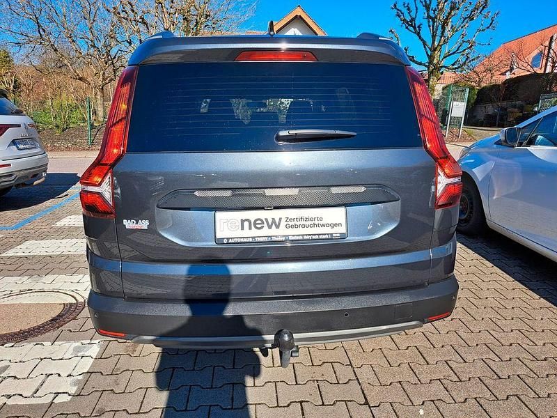 Gebraucht Dacia Jogger Extreme 101 PS (74 kW) 2022 Grau Van / Kleinbus