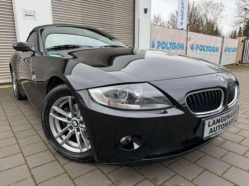 Gebraucht BMW Z4 170 PS (125 kW) 2005 Black sapphire metallic Cabrio