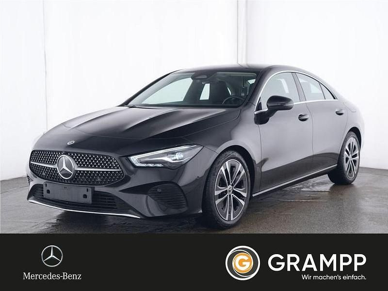 Schwarz Gebraucht 2024 Mercedes CLA180 Advanced Limousine | 30.990 € (Fairer Preis) - Bild 1/4