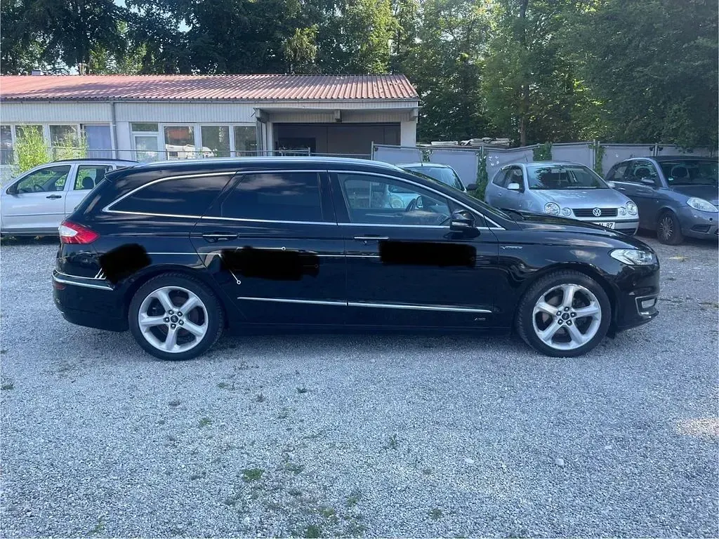 Gebraucht Ford Mondeo Vignale 179 PS (131 kW) 2017 Schwarz Limousine