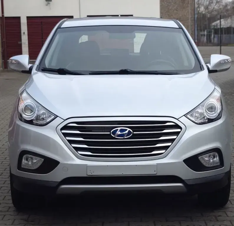 Gebraucht Hyundai ix35 136 PS (100 kW) 2018 Silber (metallic) SUV