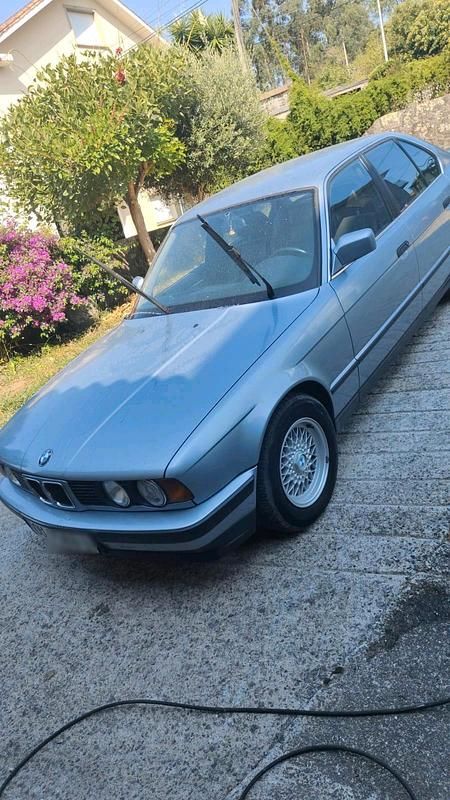 Gebraucht BMW 535 213 PS (156 kW) 1989 Grau Limousine