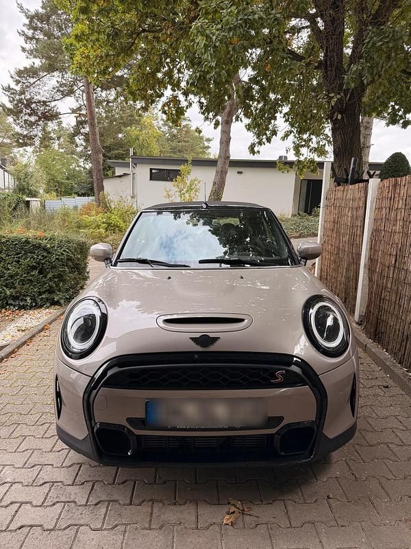 Grau Gebraucht 2023 Mini Cooper S Cabriolet Cabrio | 30.490 € (Guter Preis) - Bild 1/4