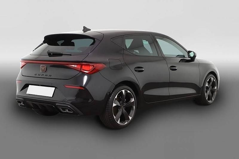 Second-hand Cupra Leon High 150 CP (110 kW) 2023 Negru Berlinǎ