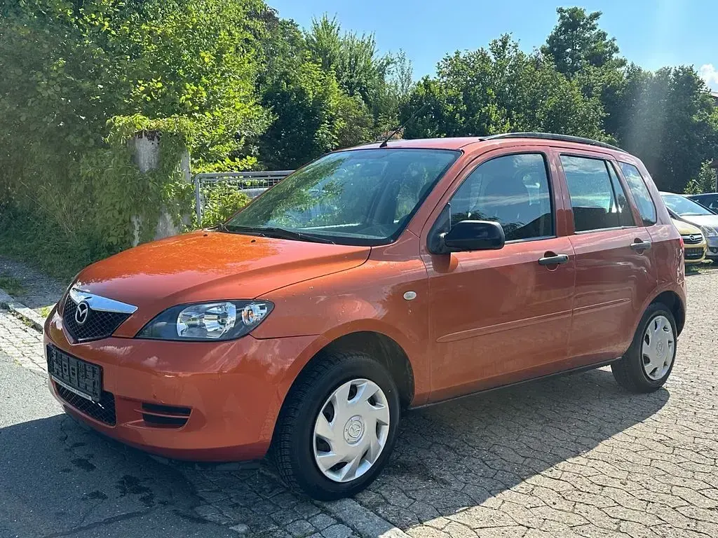 Gebraucht Mazda 2 Comfort 75 PS (55 kW) 2003 Orange Kleinwagen