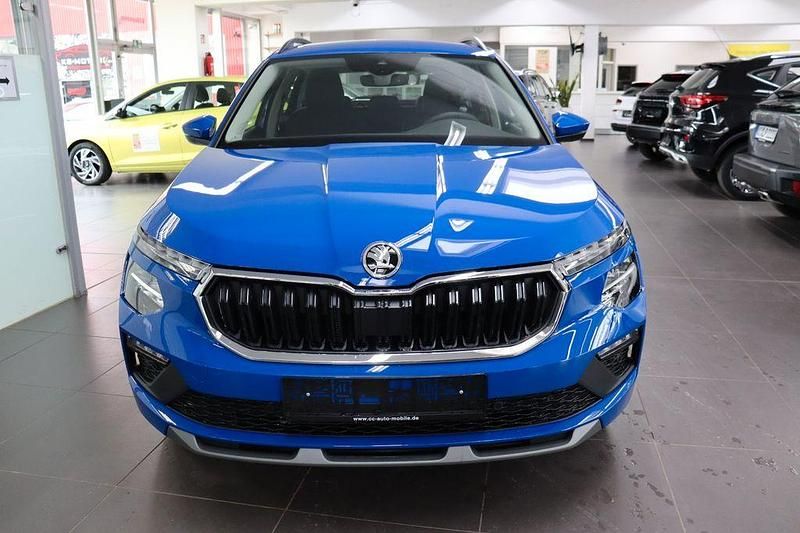 Neu Skoda Kamiq Selection 150 PS (110 kW) 2025 Blau SUV