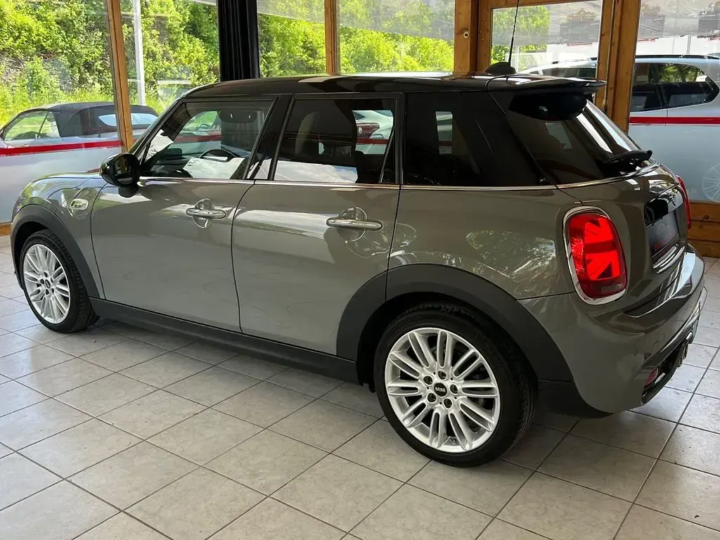 Gebraucht Mini Cooper S Pepper 192 PS (141 kW) 2019 Grau Kleinwagen