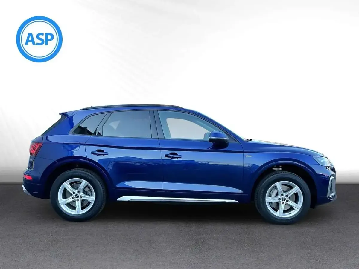 Gebraucht Audi Q5 S-Line 265 PS (194 kW) 2022 Blau (navarrablau metallic) SUV