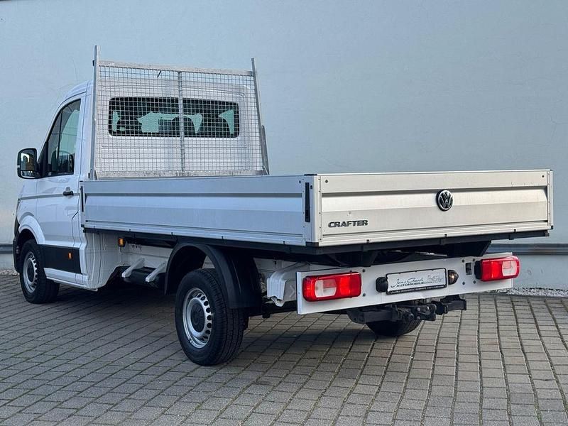 Gebraucht VW Crafter 102 PS (75 kW) 2022 Weiß Van