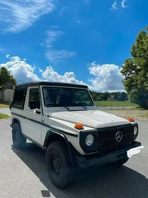 Gebraucht Mercedes G230 122 PS (89 kW) 1989 Weiß SUV