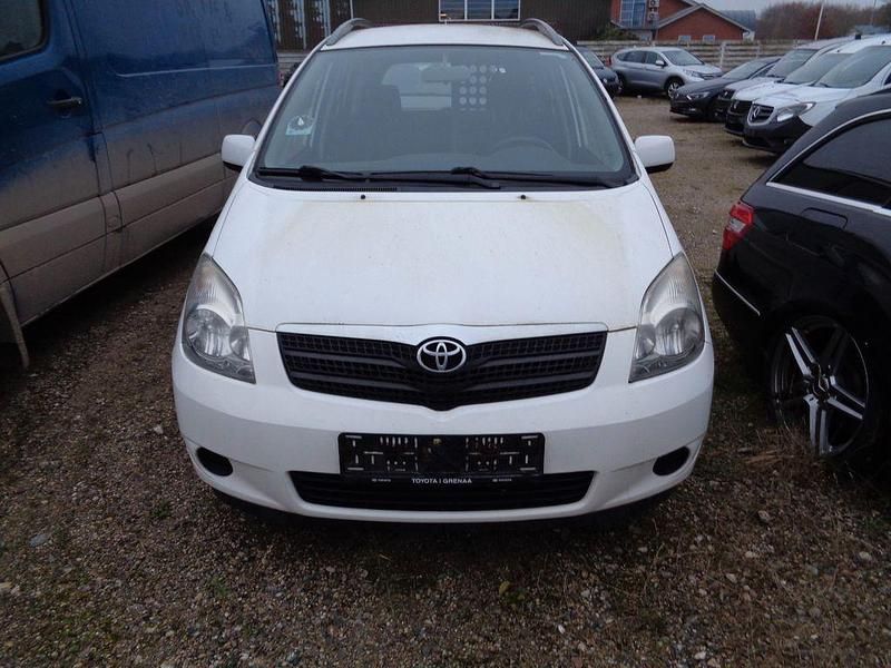 Weiß Gebraucht 2002 Toyota Corolla Verso Sol Van / Kleinbus | 1.000 € (Superpreis) - Bild 1/4