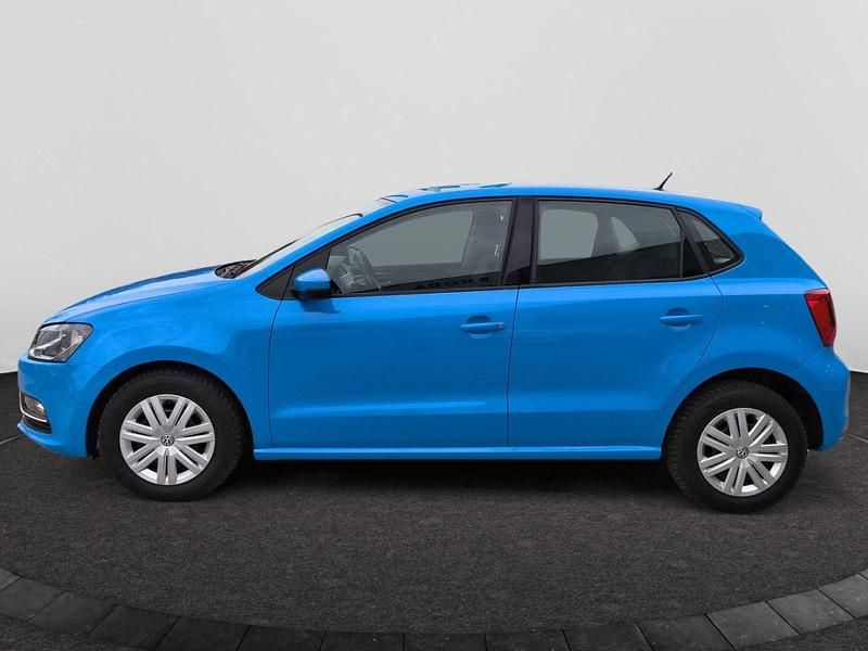 Gebraucht VW Polo Comfortline 90 PS (66 kW) 2018 Blau Kleinwagen
