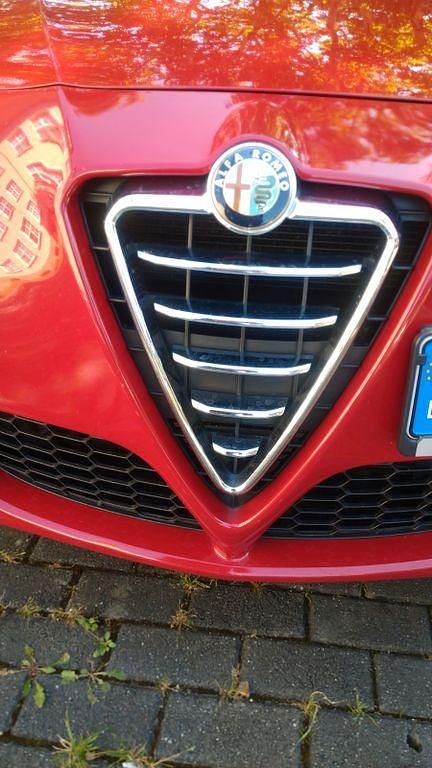 Gebraucht Alfa Romeo Giulietta 120 PS (88 kW) 2012 Rot Kleinwagen
