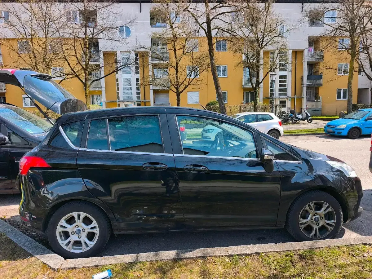 Gebraucht Ford B-MAX 120 PS (88 kW) 2012 Schwarz Van / Kleinbus
