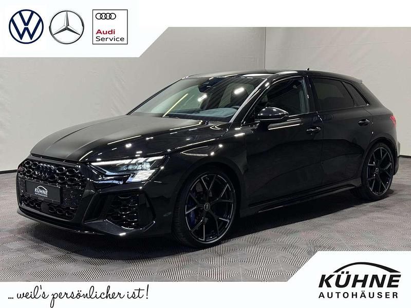 Mythosschwarz metallic Gebraucht 2023 Audi RS3 Kleinwagen | 56.880 € (Superpreis) - Bild 1/4