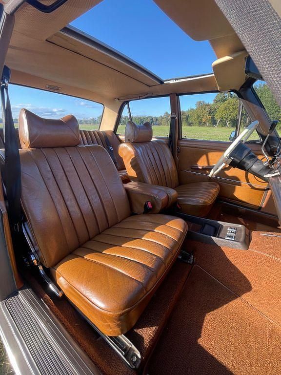 Gebraucht Mercedes 280 160 PS (117 kW) 1970 Beige Limousine