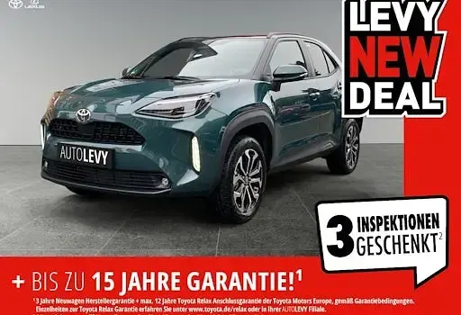Neu Toyota Yaris Cross 130 PS (95 kW) 2026 Grün SUV