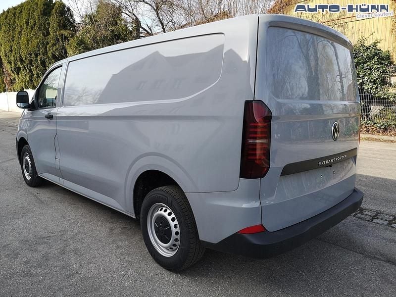 Neu VW T7 100 kW (136 PS) 2026 Stonegrey Van