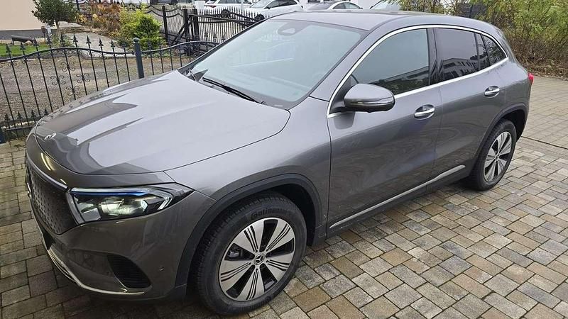 Neu Mercedes EQA250+ 139 kW (190 PS) 2025 SUV