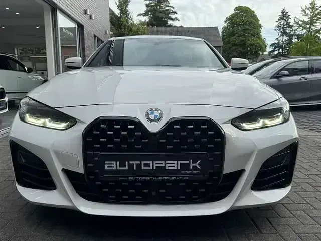 Gebraucht BMW 430 M Sport 286 PS (210 kW) 2023 Alpinweiss iii Coupé