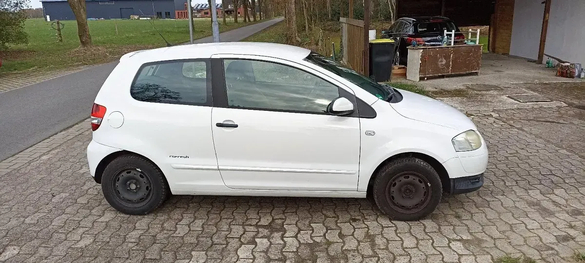 Usata VW Fox 54 CV (39 kW) 2009 Bianco Utilitaria