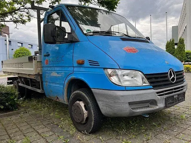 Occasion Mercedes Sprinter 109 ch (80 kW) 2001 Bleue Van