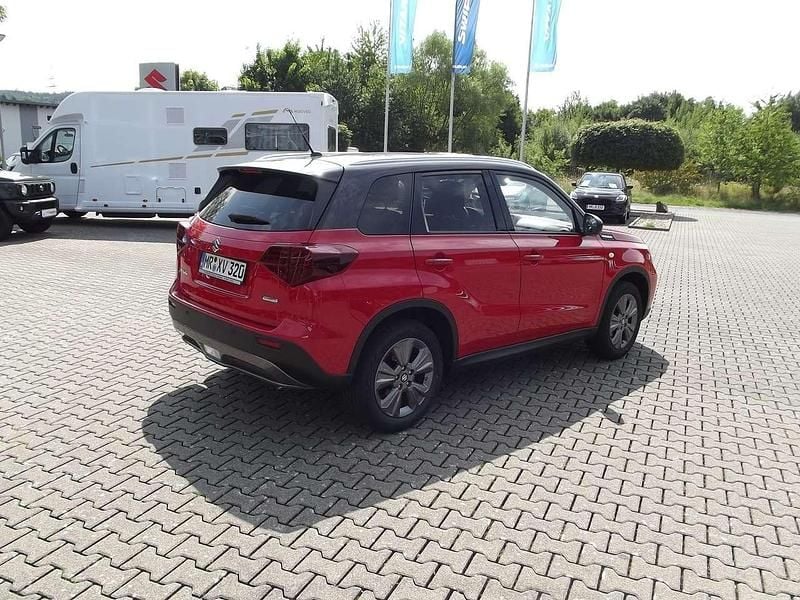 Gebraucht Suzuki Vitara Comfort 129 PS (94 kW) 2025 Rot SUV