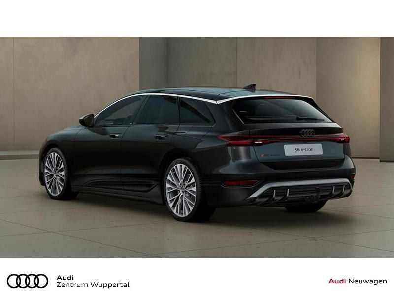 Ny Audi e-tron 369 kW (503 HK) 2026 Sort SUV