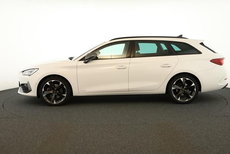 Gebraucht Cupra Leon 150 PS (110 kW) 2024 Candy weiss