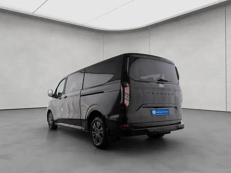 Gebraucht Ford Tourneo Titanium 136 PS (100 kW) 2025 Schwarz Kombi