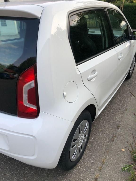 Weiß Gebraucht 2016 VW up! move up! Kleinwagen | 8.200 € (Guter Preis) - Bild 1/4