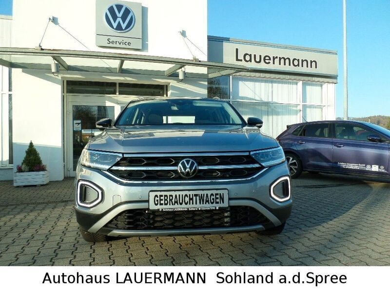 Gebraucht VW T-Roc Style 150 PS (110 kW) 2023 Silber SUV