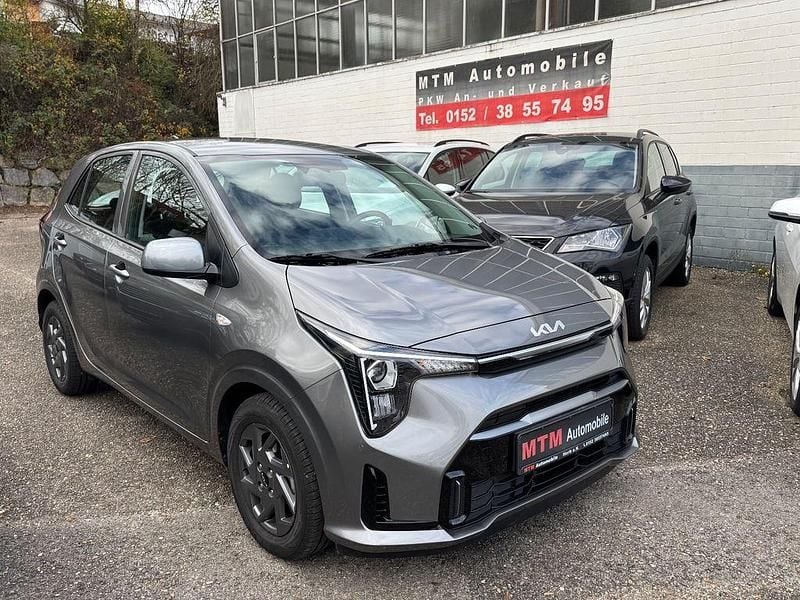 Grau Gebraucht 2025 Kia Picanto Vision Kleinwagen | 15.390 € (Guter Preis) - Bild 1/4