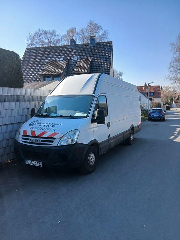 Gebraucht Iveco 35.12 116 PS (85 kW) 2009 Weiß Van