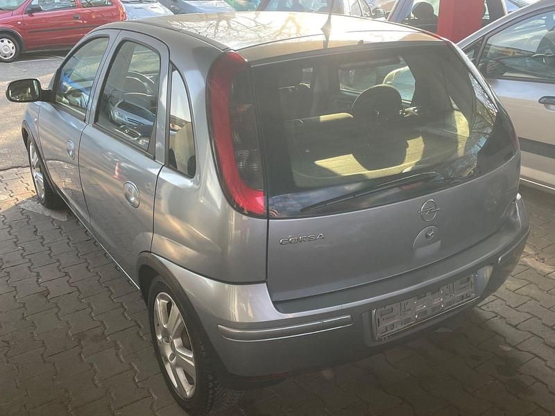 Gebraucht Opel Corsa 60 PS (44 kW) 2004 Grau Kleinwagen