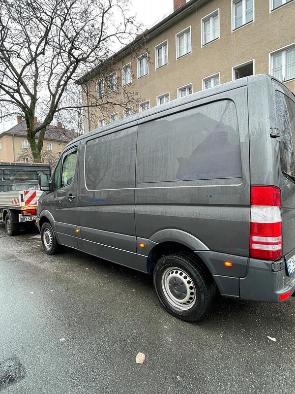 Gebraucht Mercedes Sprinter 129 PS (94 kW) 2013 Grau