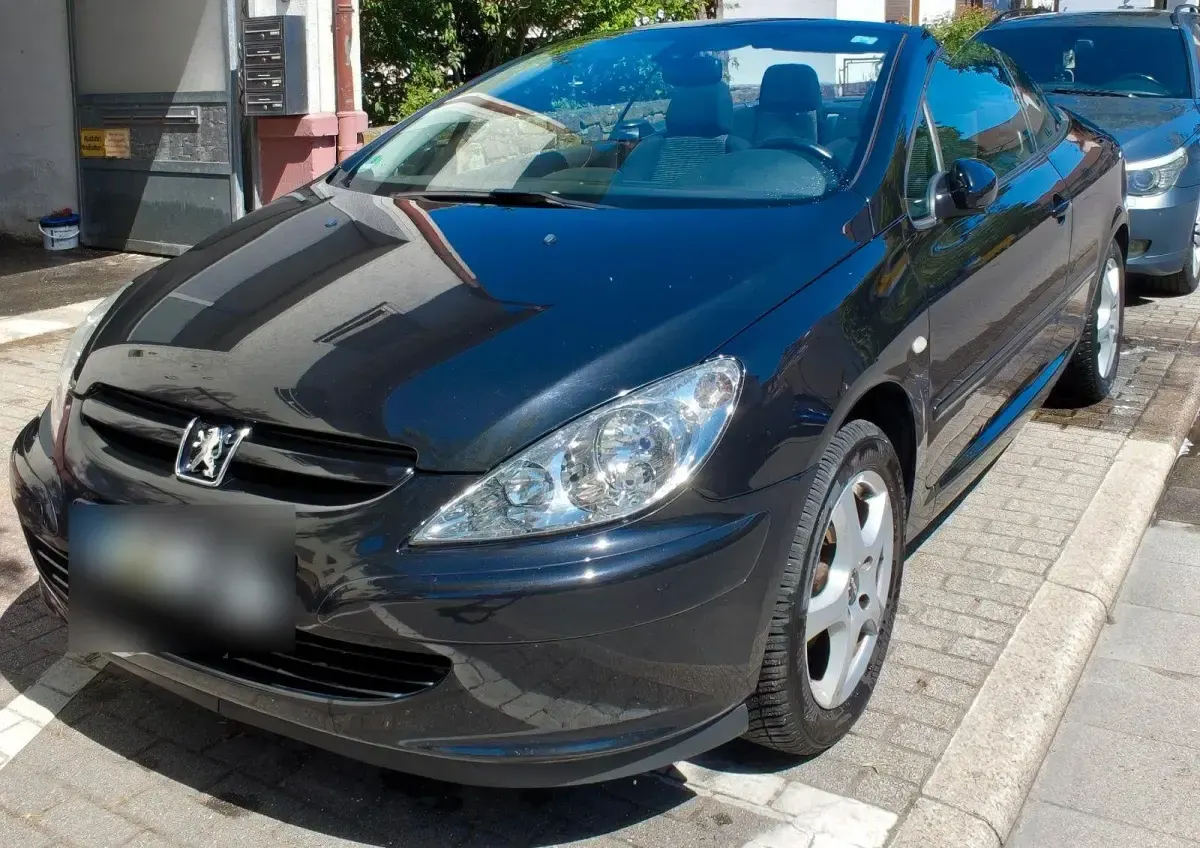 Gebraucht Peugeot 307 CC 140 PS (102 kW) 2006 Schwarz Cabrio