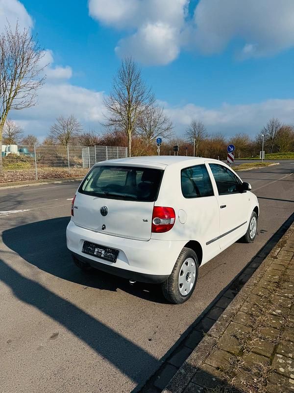 Gebraucht VW Fox 75 PS (55 kW) 2006 Weiß Kleinwagen