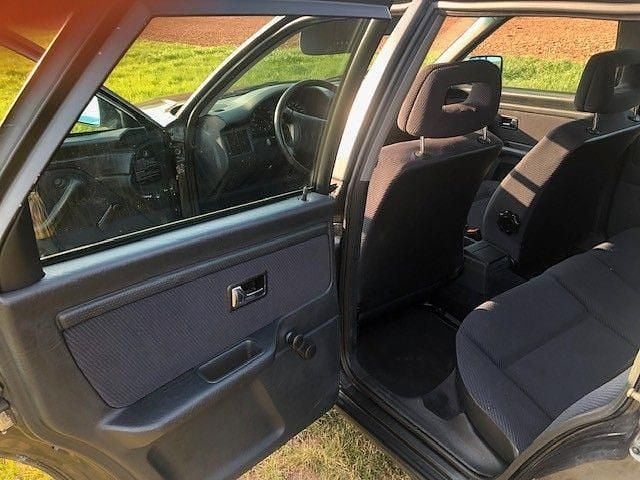 Second-hand Audi 80 90 CP (66 kW) 1994 Berlinǎ