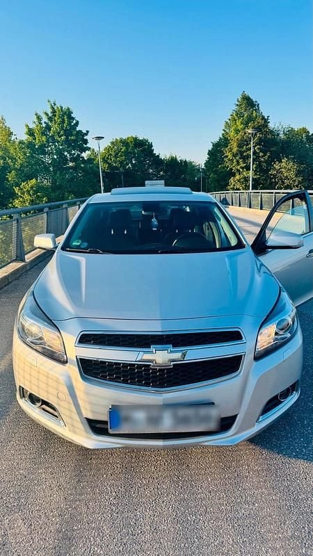 Silber Gebraucht 2014 Chevrolet Malibu LTZ Limousine | 14.200 € - Bild 1/4