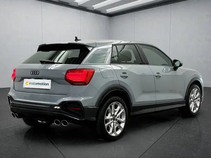 Gebraucht Audi SQ2 S-Line 300 PS (220 kW) 2025 Grau SUV